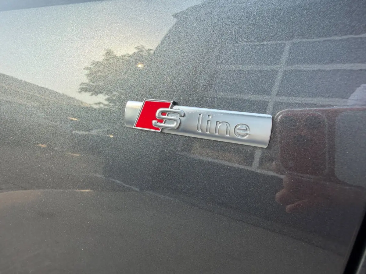1.4 TFSI Design Pro Line Plus S-Line / Camera / Virtual / Keyless / Lane Side Assist.