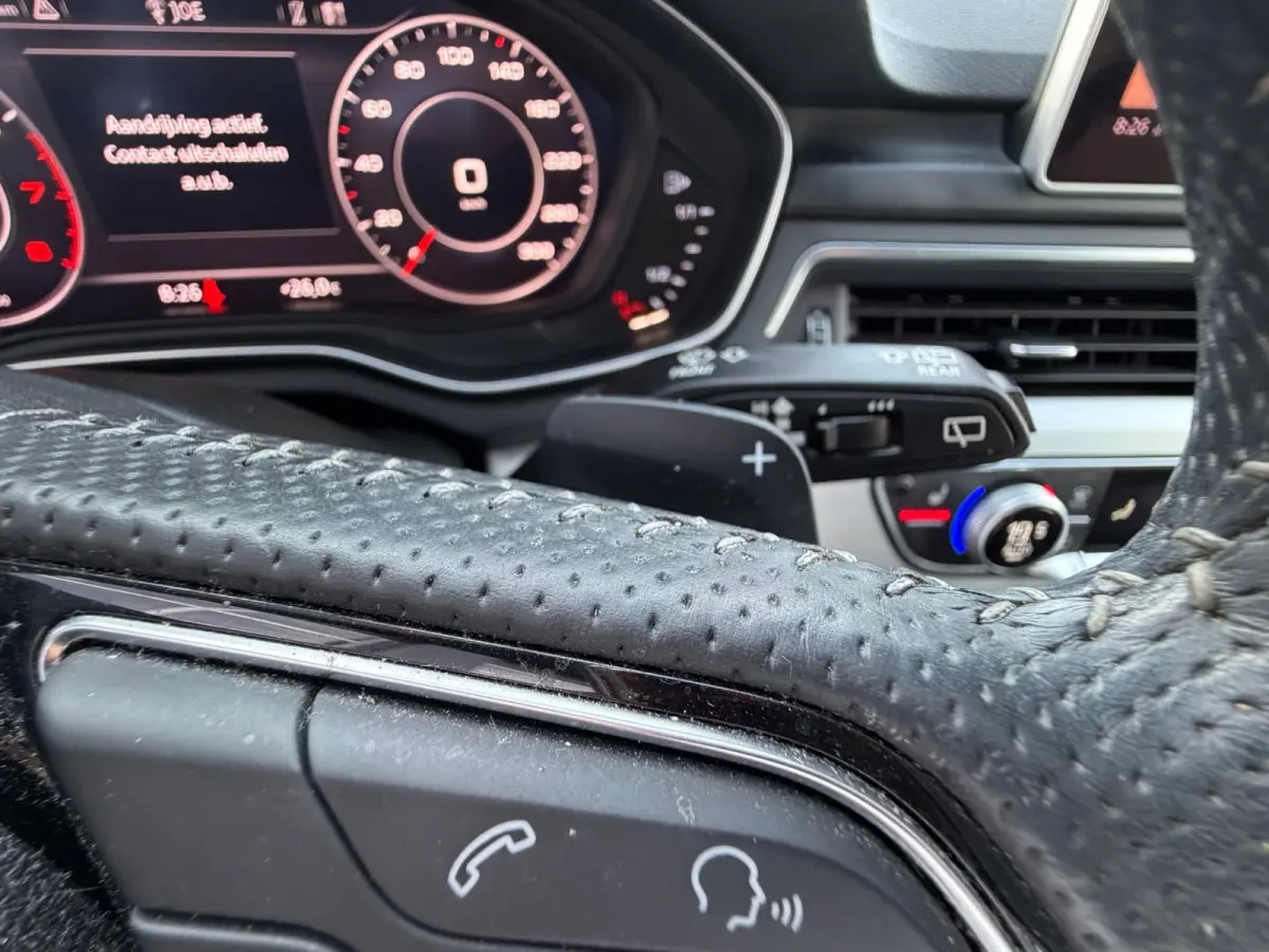 1.4 TFSI Design Pro Line Plus S-Line / Camera / Virtual / Keyless / Lane Side Assist.