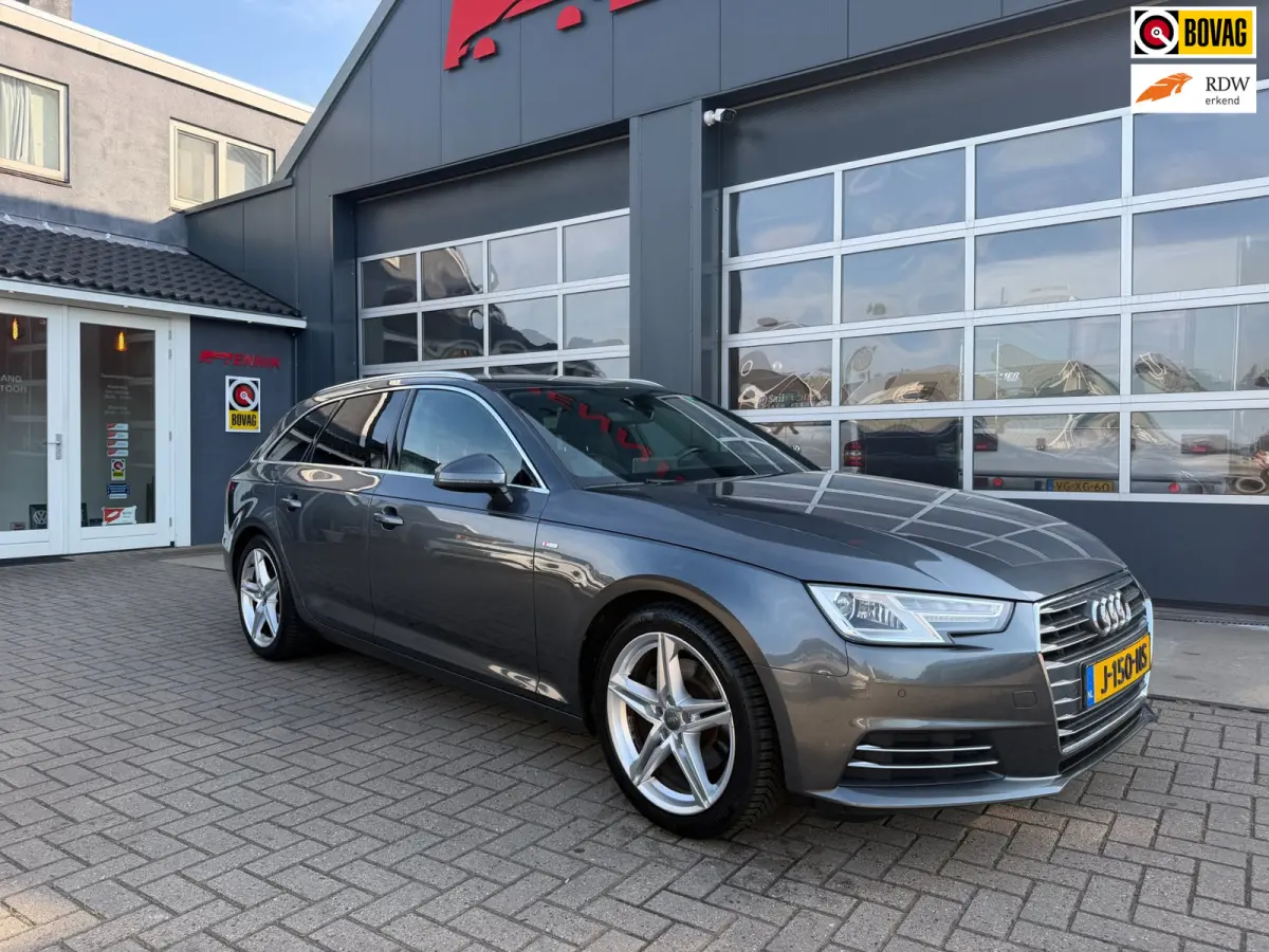 1.4 TFSI Design Pro Line Plus S-Line / Camera / Virtual / Keyless / Lane Side Assist.