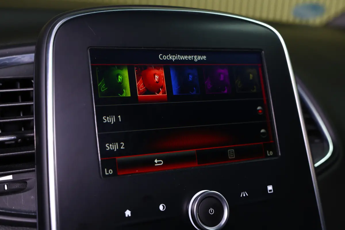 1.2 TCe Intens AVM LED NAVI CRUISE CLIMA KEYLESS PDC BT THAAK "17