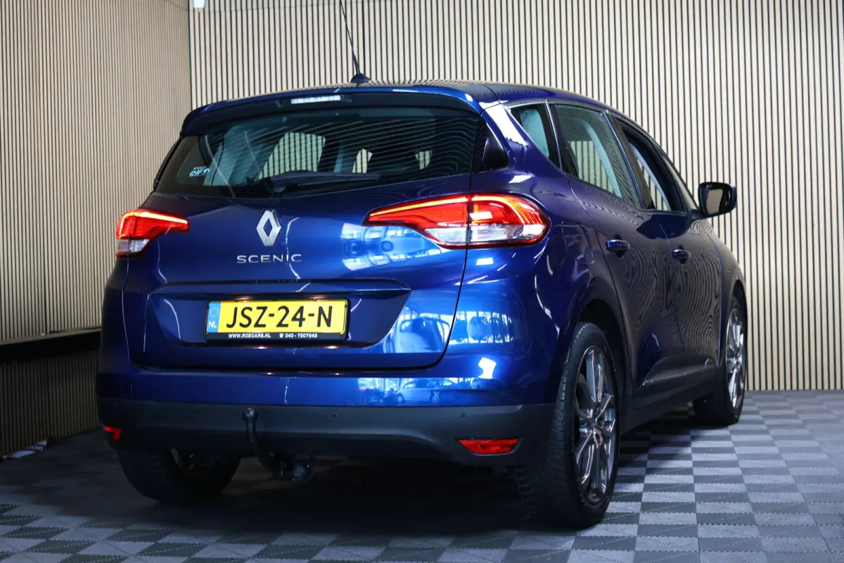 1.2 TCe Intens AVM LED NAVI CRUISE CLIMA KEYLESS PDC BT THAAK "17