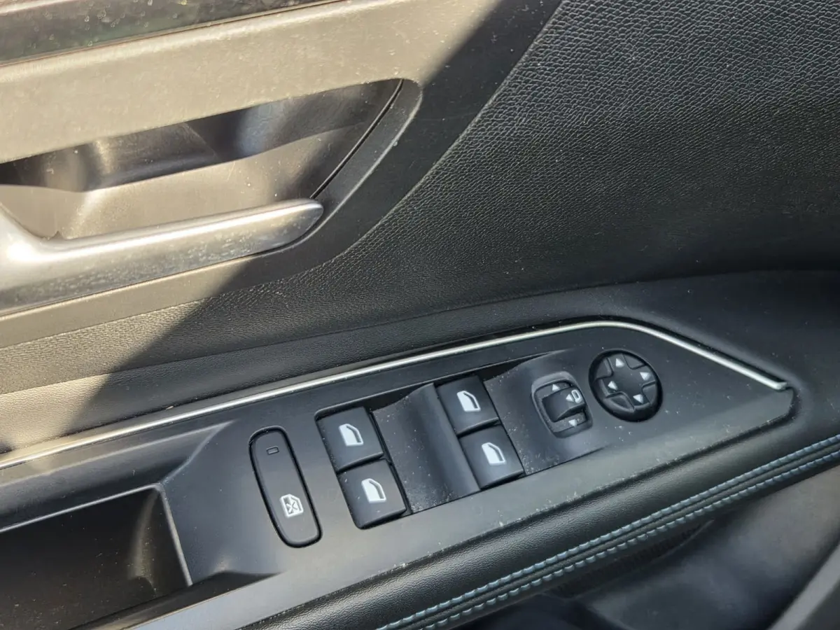 1.2 PureTech Crossway 7 Persoons
