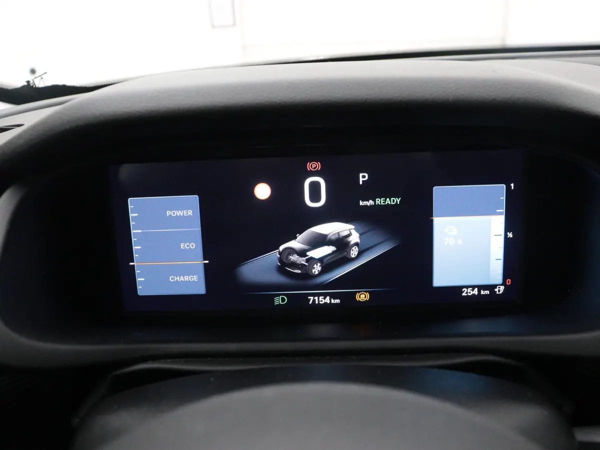 Longitude 54 kWh | Apple carplay| Navigatie | Parkeer sensoren | Lichtmetalen velgen | Cruise control |