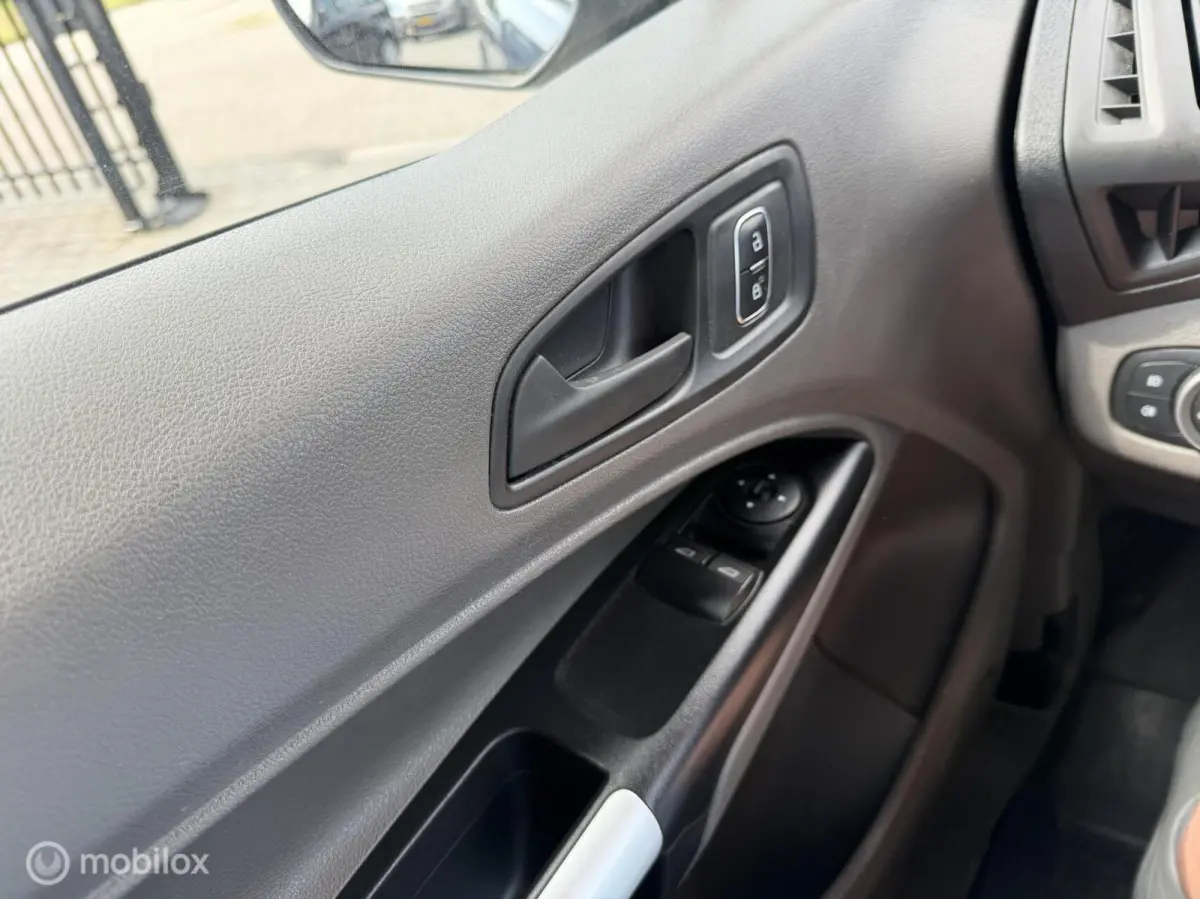 1.5 EcoBlue L1 automaat navi