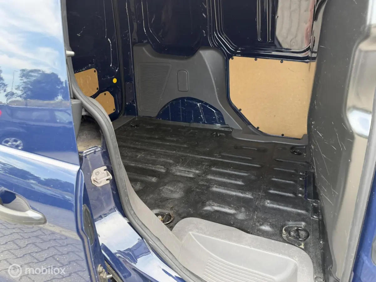 1.5 EcoBlue L1 automaat navi