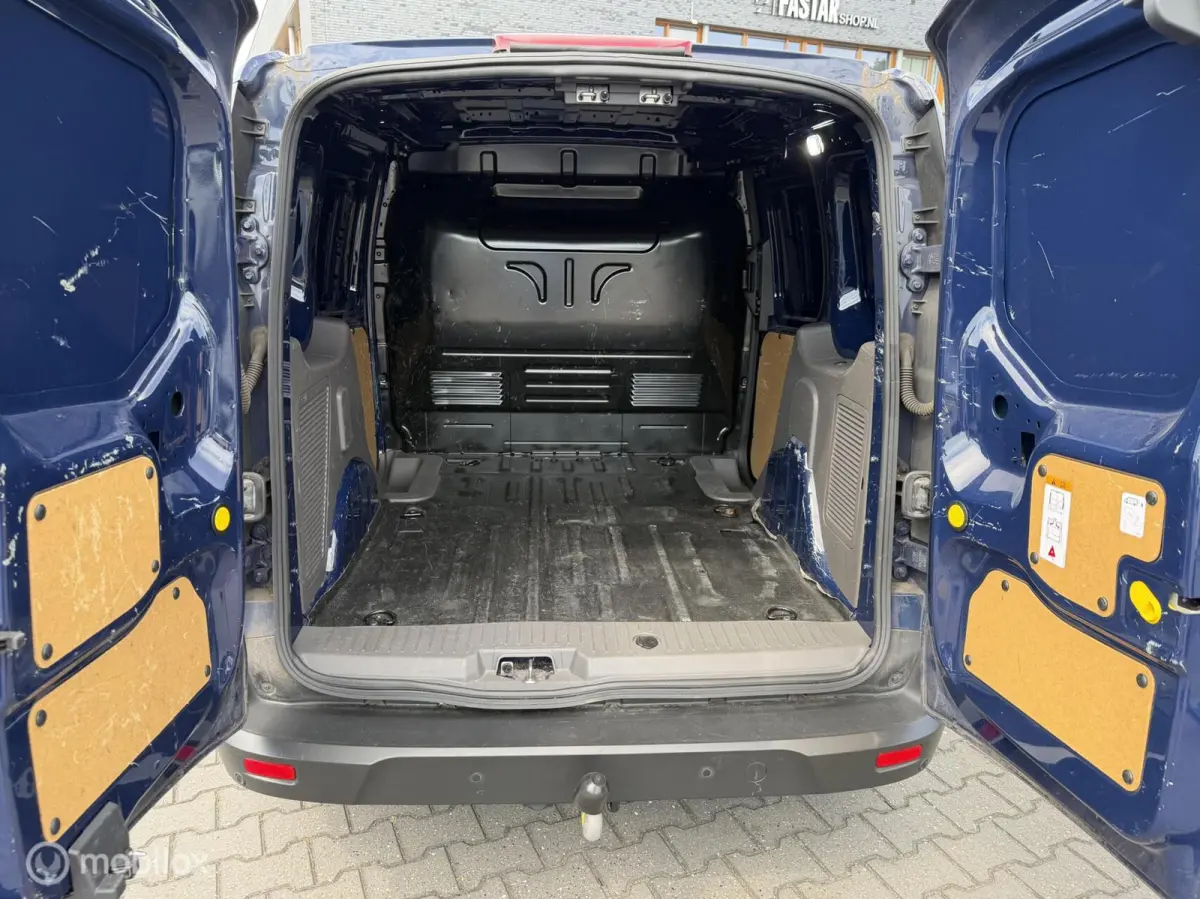 1.5 EcoBlue L1 automaat navi