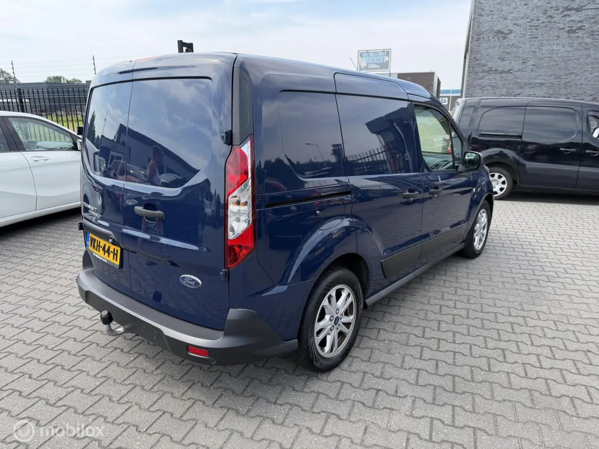 1.5 EcoBlue L1 automaat navi