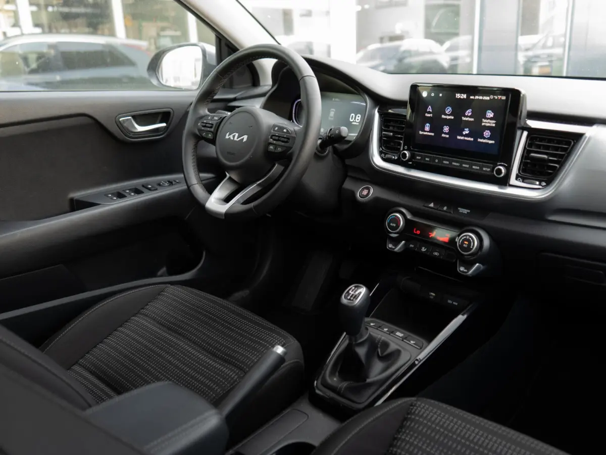 1.0 T-GDi MHEV DynamicPlusLine stoelverwarming | Keyless entry | Navigatie | Climate control | Parkeersensoren | Camera | Lichtmetalen velgen