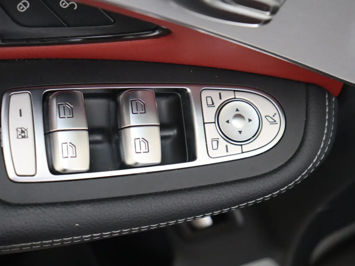 200 Premium Plus / Schuifdak / Memory / Burmester / 360 Camera /Leder