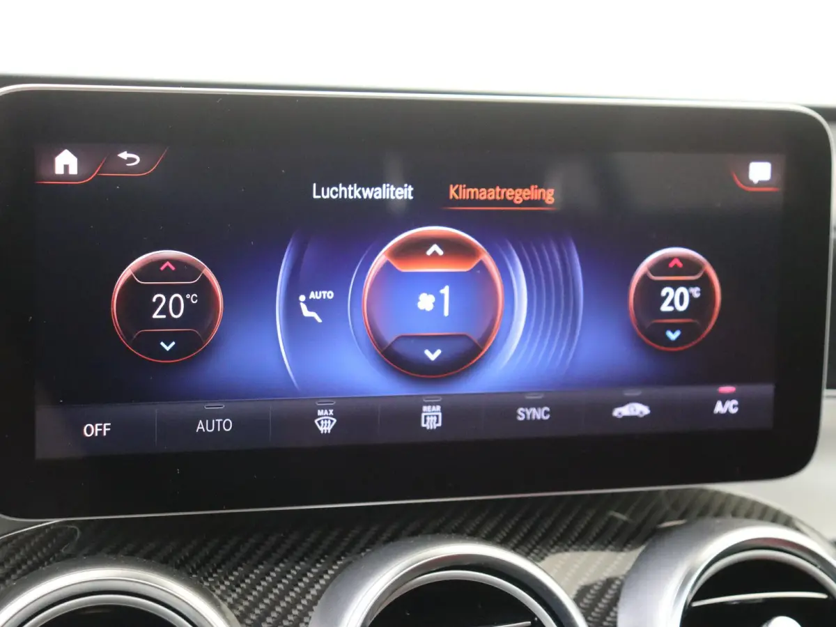 200 Premium Plus / Schuifdak / Memory / Burmester / 360 Camera /Leder