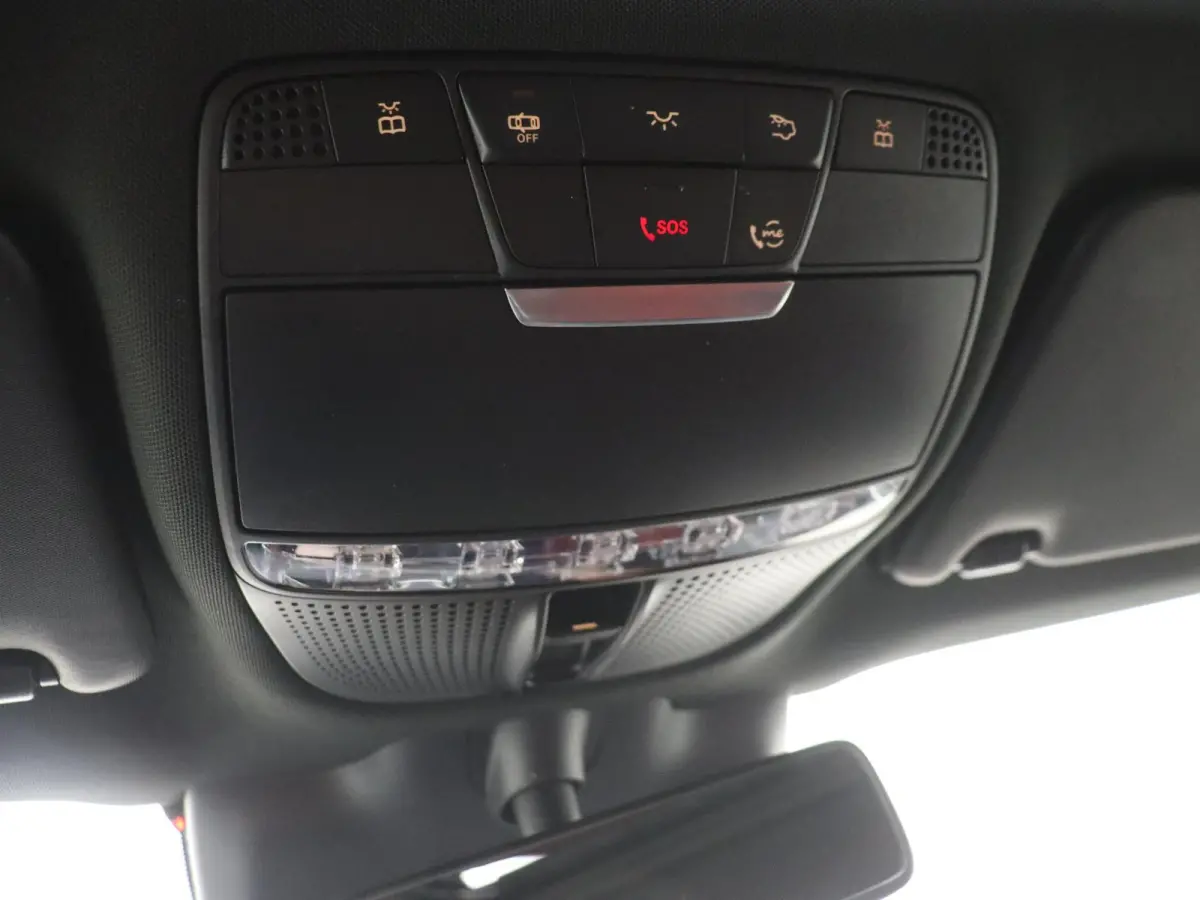 200 Premium Plus / Schuifdak / Memory / Burmester / 360 Camera /Leder