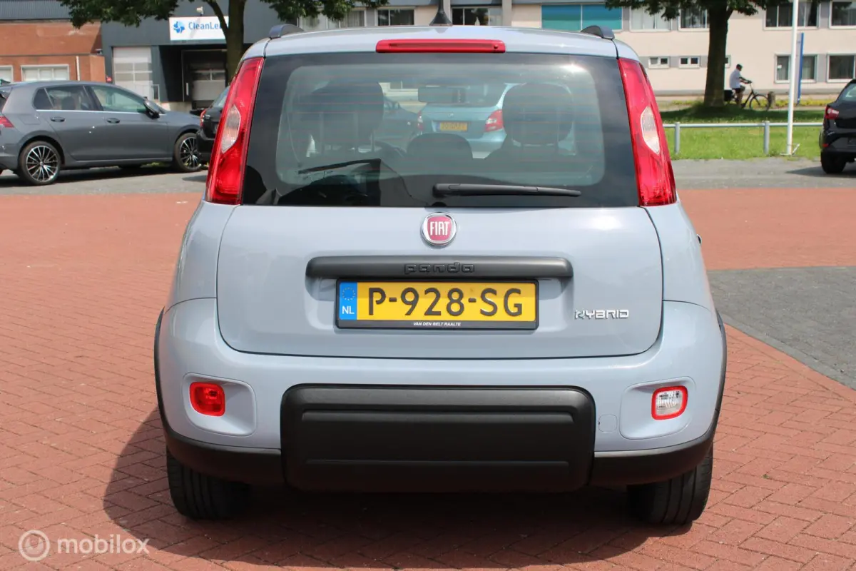 1.0 Hybrid City Life, App connect, Airco.