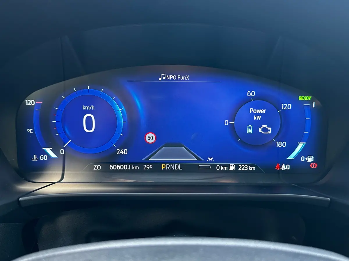 2.5 PHEV 225 PK ST-Line | AFNMB. TREKHAAK| ADAPTIEVE CRUISE CONTROL| STOEL, STUUR, VOORRUIT EN ACHTERBANKVERWARMING| DODEHOEK DETECTIE| CAMERA + PARKEERSENSOREN| DEALER ONDERHOUDEN|