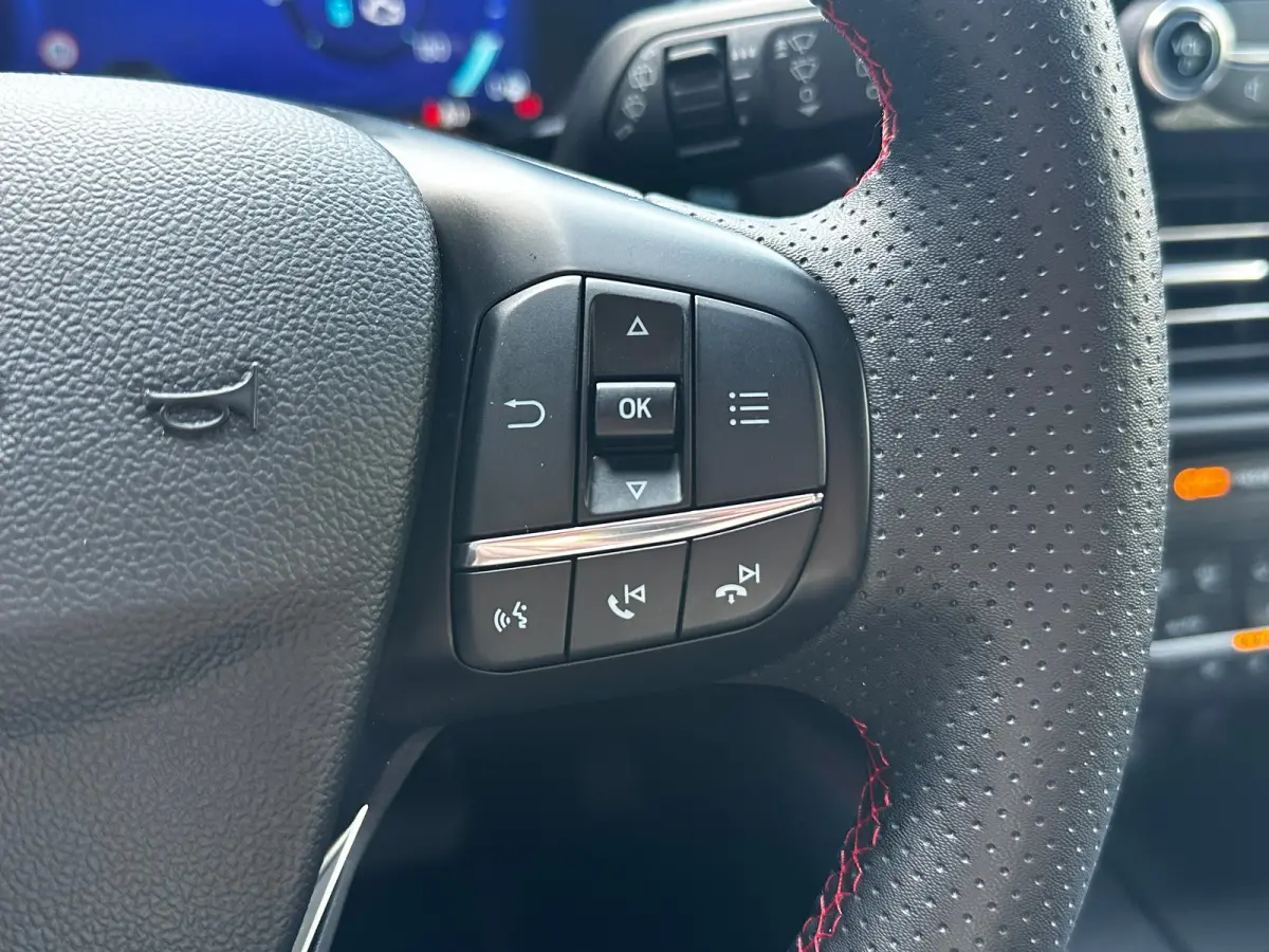 2.5 PHEV 225 PK ST-Line | AFNMB. TREKHAAK| ADAPTIEVE CRUISE CONTROL| STOEL, STUUR, VOORRUIT EN ACHTERBANKVERWARMING| DODEHOEK DETECTIE| CAMERA + PARKEERSENSOREN| DEALER ONDERHOUDEN|