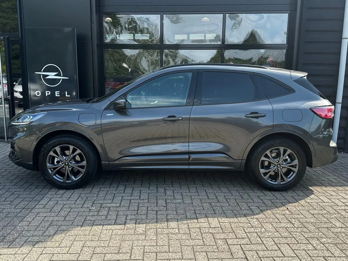 2.5 PHEV 225 PK ST-Line | AFNMB. TREKHAAK| ADAPTIEVE CRUISE CONTROL| STOEL, STUUR, VOORRUIT EN ACHTERBANKVERWARMING| DODEHOEK DETECTIE| CAMERA + PARKEERSENSOREN| DEALER ONDERHOUDEN|