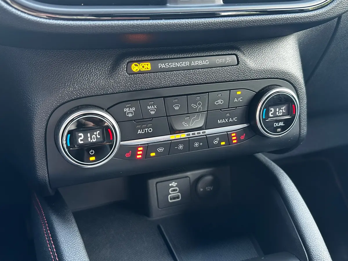 2.5 PHEV 225 PK ST-Line | AFNMB. TREKHAAK| ADAPTIEVE CRUISE CONTROL| STOEL, STUUR, VOORRUIT EN ACHTERBANKVERWARMING| DODEHOEK DETECTIE| CAMERA + PARKEERSENSOREN| DEALER ONDERHOUDEN|