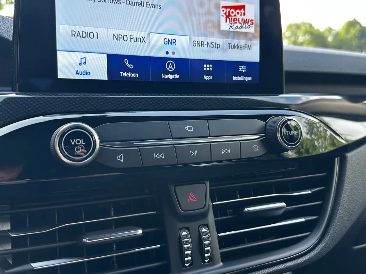 2.5 PHEV 225 PK ST-Line | AFNMB. TREKHAAK| ADAPTIEVE CRUISE CONTROL| STOEL, STUUR, VOORRUIT EN ACHTERBANKVERWARMING| DODEHOEK DETECTIE| CAMERA + PARKEERSENSOREN| DEALER ONDERHOUDEN|
