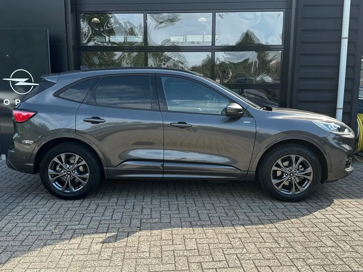 2.5 PHEV 225 PK ST-Line | AFNMB. TREKHAAK| ADAPTIEVE CRUISE CONTROL| STOEL, STUUR, VOORRUIT EN ACHTERBANKVERWARMING| DODEHOEK DETECTIE| CAMERA + PARKEERSENSOREN| DEALER ONDERHOUDEN|