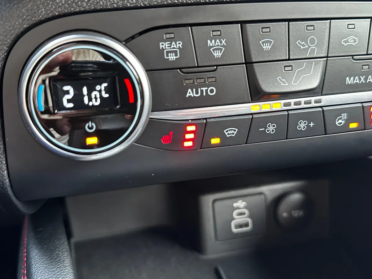 2.5 PHEV 225 PK ST-Line | AFNMB. TREKHAAK| ADAPTIEVE CRUISE CONTROL| STOEL, STUUR, VOORRUIT EN ACHTERBANKVERWARMING| DODEHOEK DETECTIE| CAMERA + PARKEERSENSOREN| DEALER ONDERHOUDEN|