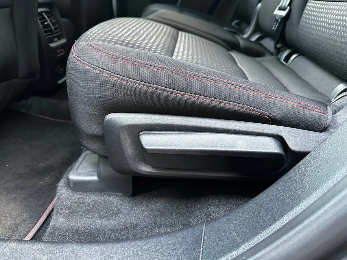 2.5 PHEV 225 PK ST-Line | AFNMB. TREKHAAK| ADAPTIEVE CRUISE CONTROL| STOEL, STUUR, VOORRUIT EN ACHTERBANKVERWARMING| DODEHOEK DETECTIE| CAMERA + PARKEERSENSOREN| DEALER ONDERHOUDEN|