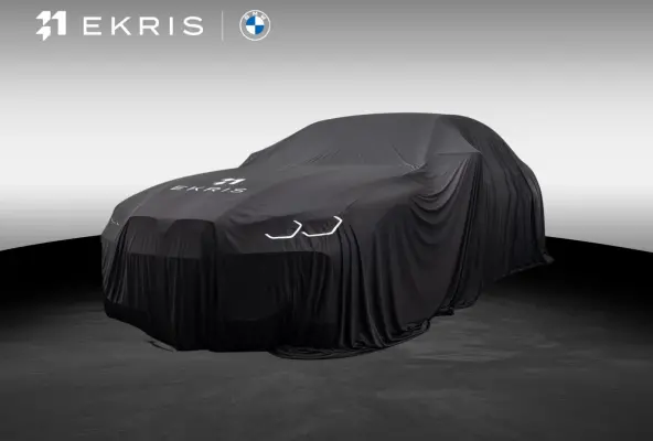 225e xDrive | Panorama Dak | Trekhaak | Achteruitrijcamera | Harman Kardon | Sportstoelen | PDC |