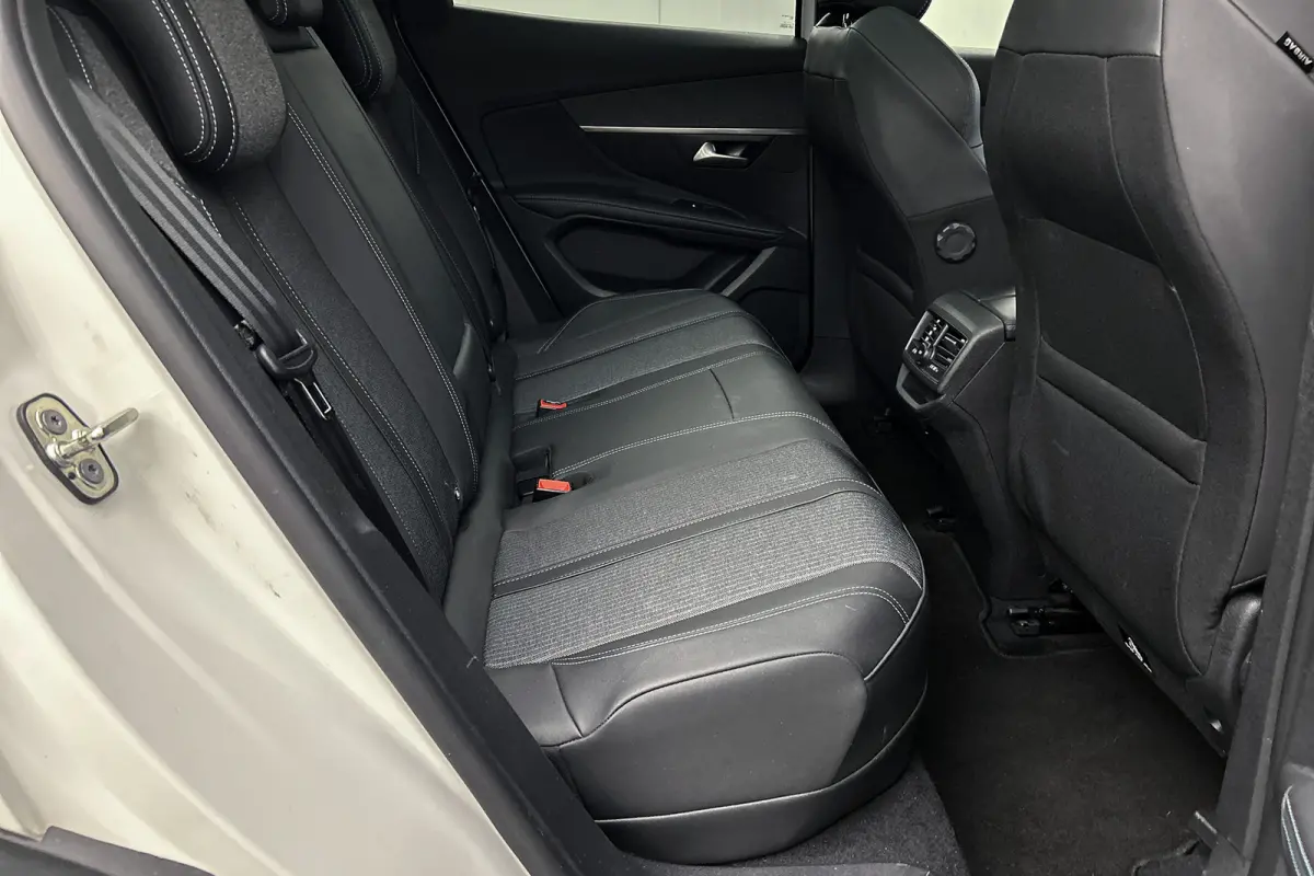 1.6 HYbrid 225 Blue Lease Allure | LED | Half leder | Pano