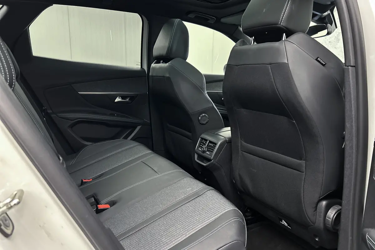 1.6 HYbrid 225 Blue Lease Allure | LED | Half leder | Pano