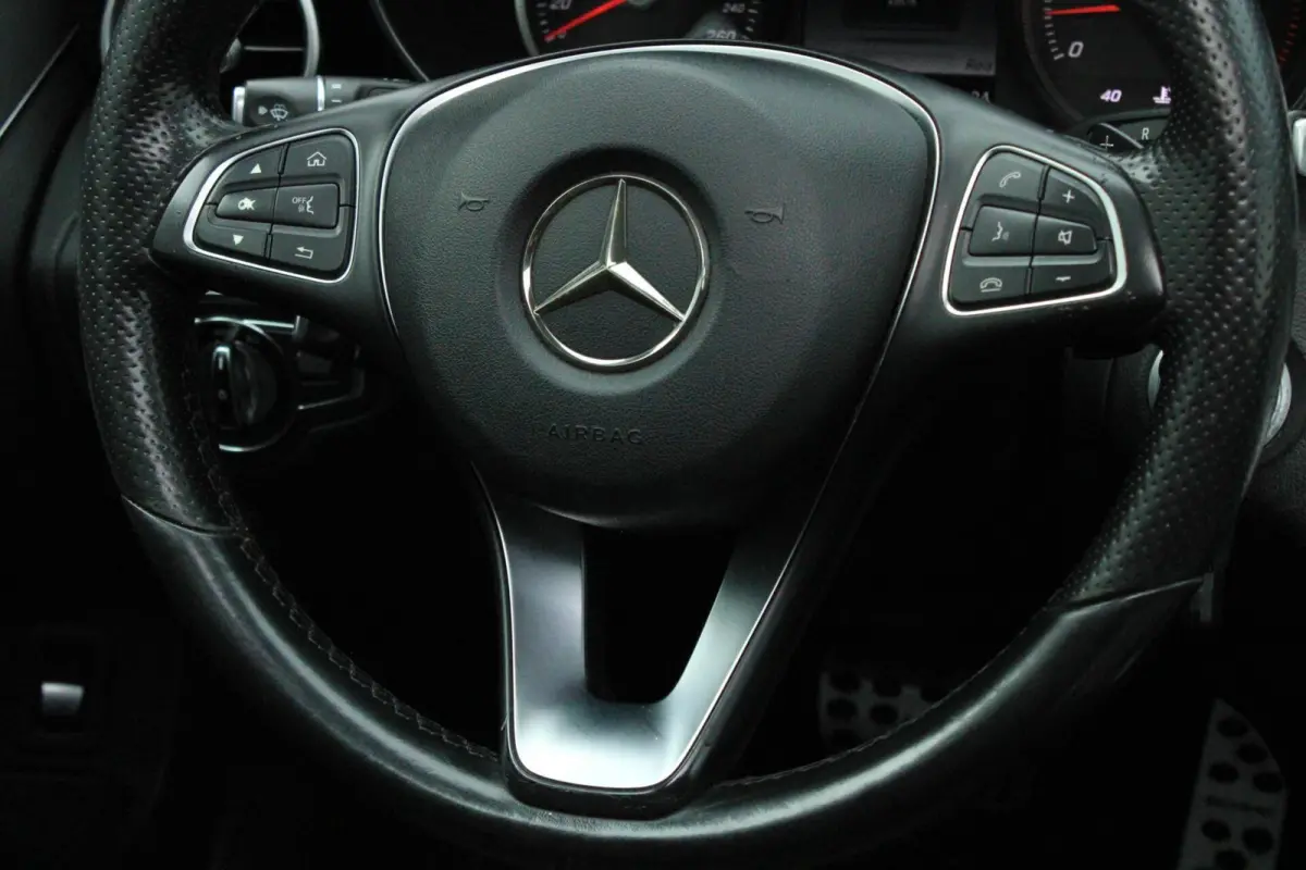 220 CDI Prestige AMG Pano PDC Black 170 PK
