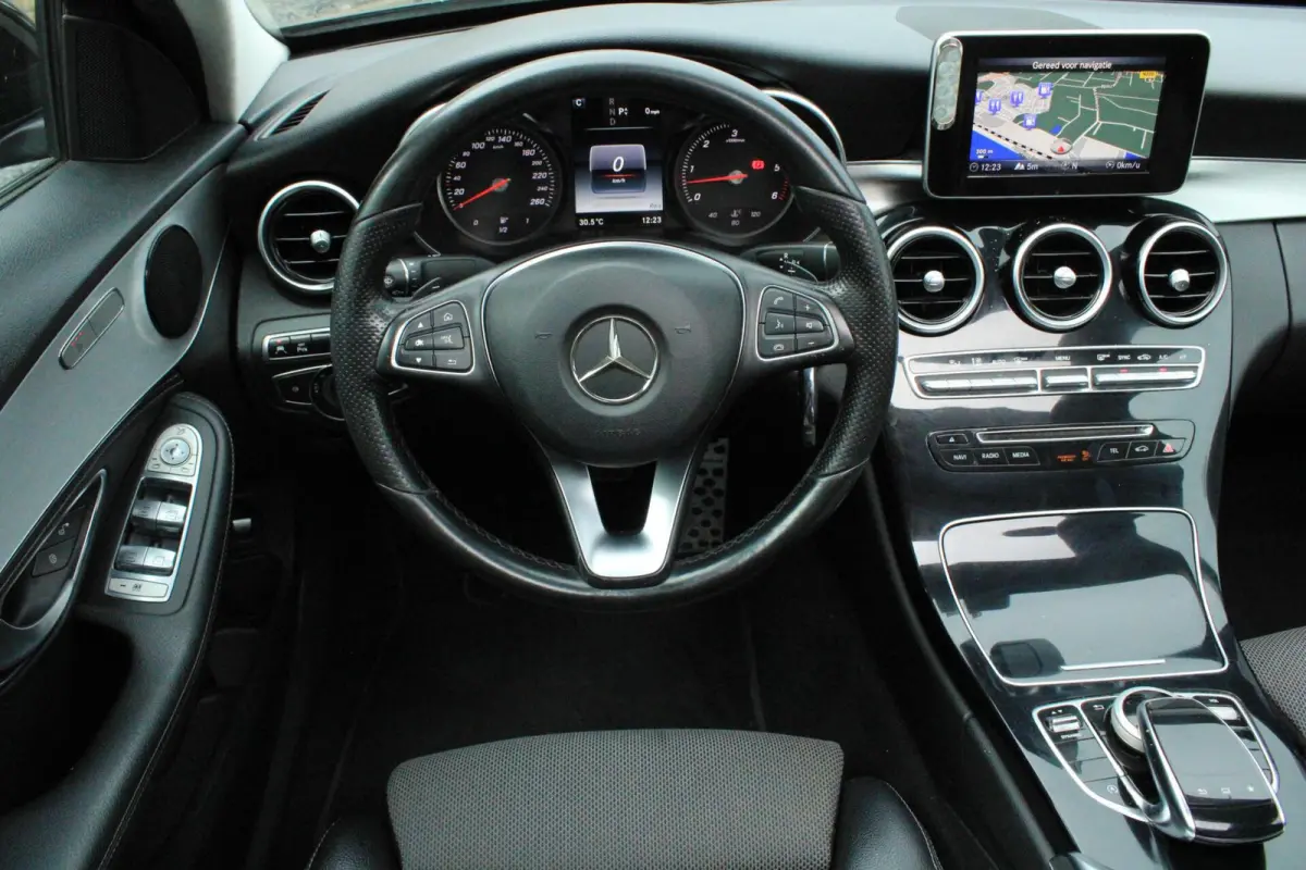 220 CDI Prestige AMG Pano PDC Black 170 PK