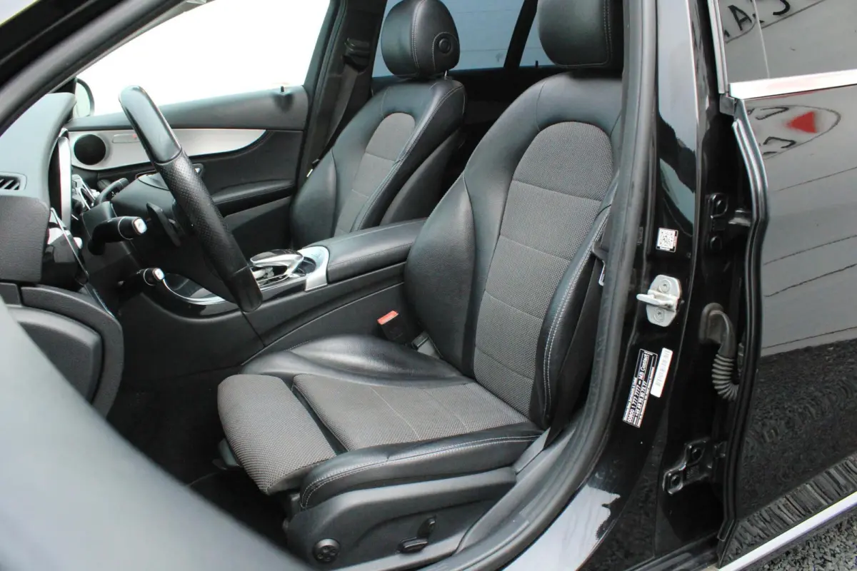 220 CDI Prestige AMG Pano PDC Black 170 PK