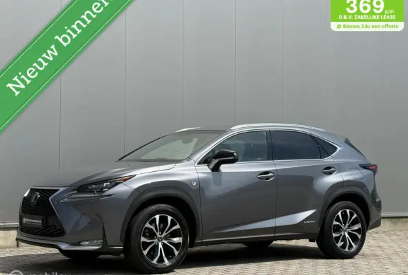 300h Aut. AWD F sport , Dealer, 2 de eig, Netjes !