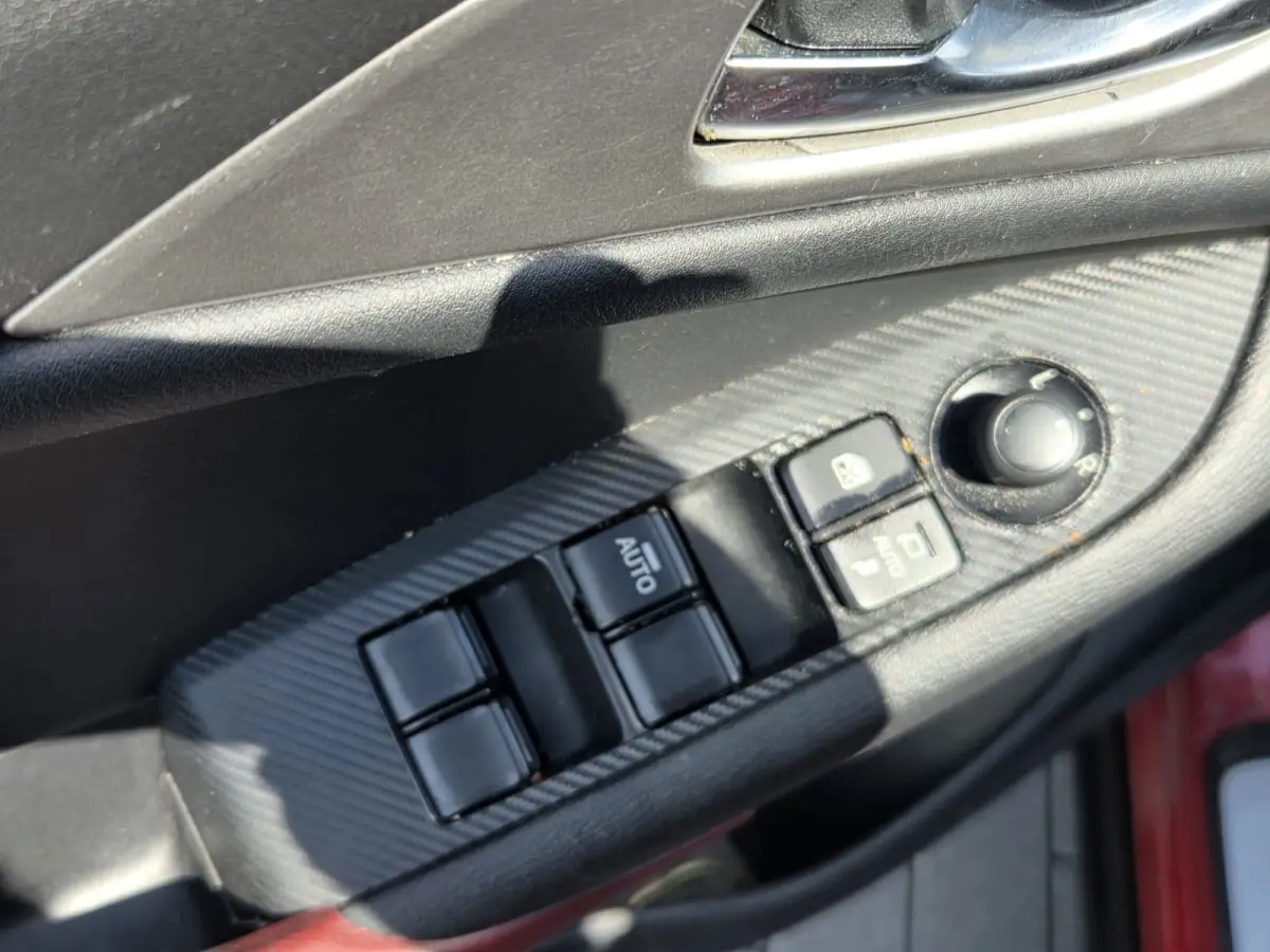 2.0 SkyActiv-G 120 GT-Luxury