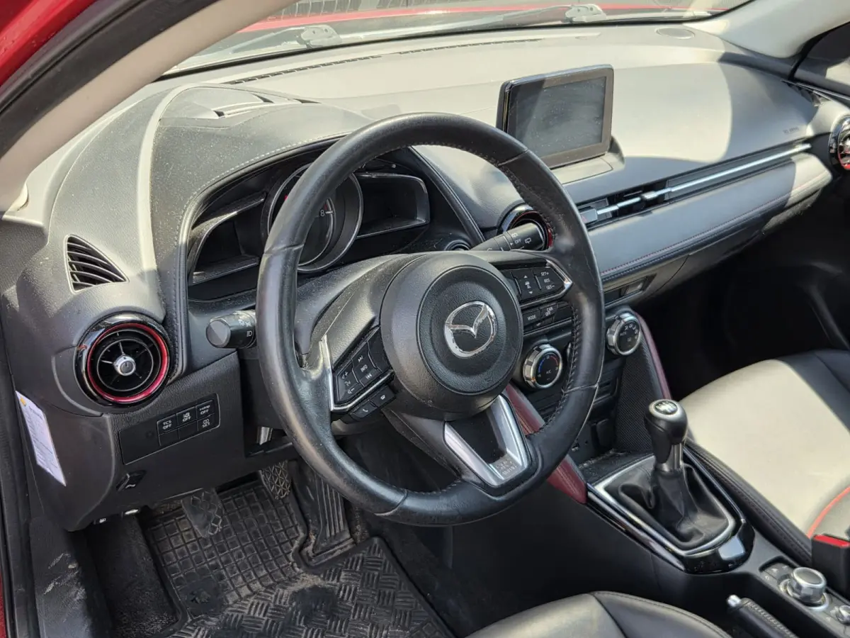 2.0 SkyActiv-G 120 GT-Luxury