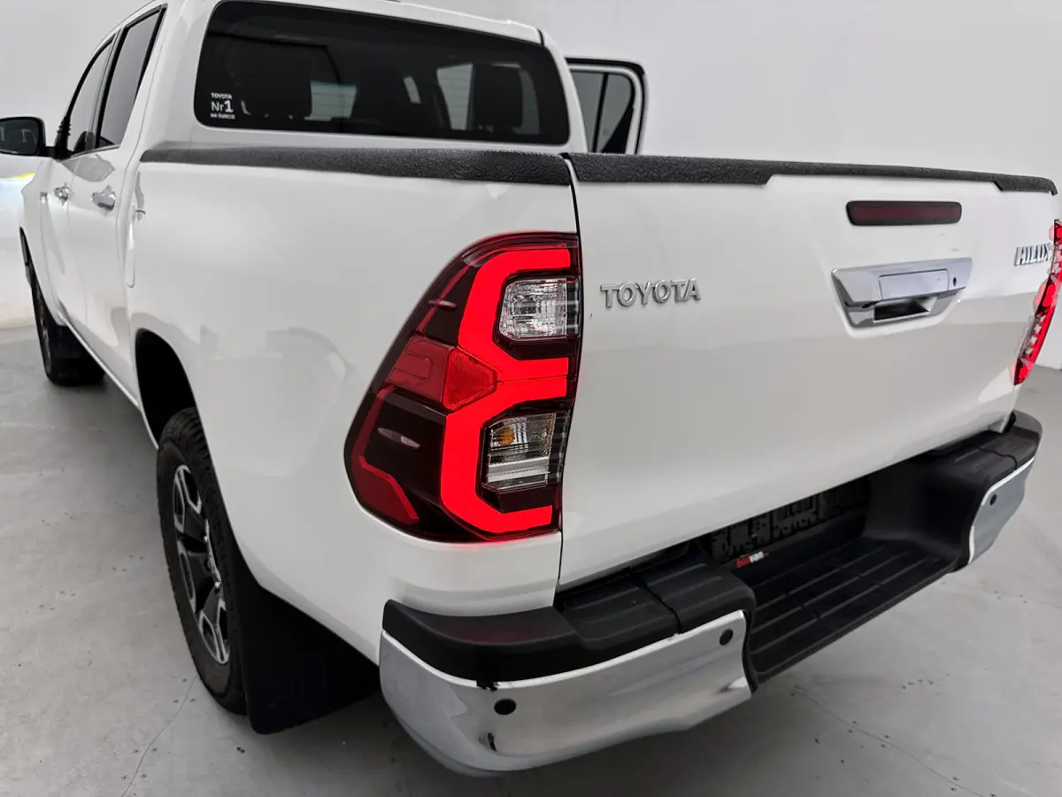 2.8 D-4D Double Cab Professional 4x4 Navigatie Bpm-vrij Led Cruise control Camera