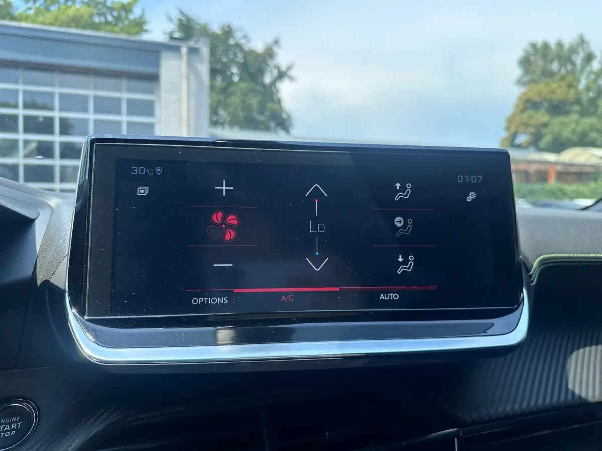 1.2 PureTech GT-Line 1e EIG / NAP / ACC / LANE / AUTO