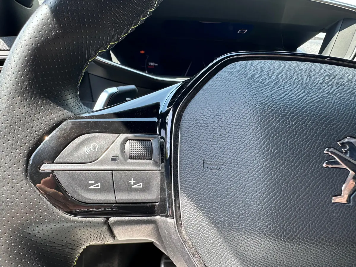 1.2 PureTech GT-Line 1e EIG / NAP / ACC / LANE / AUTO