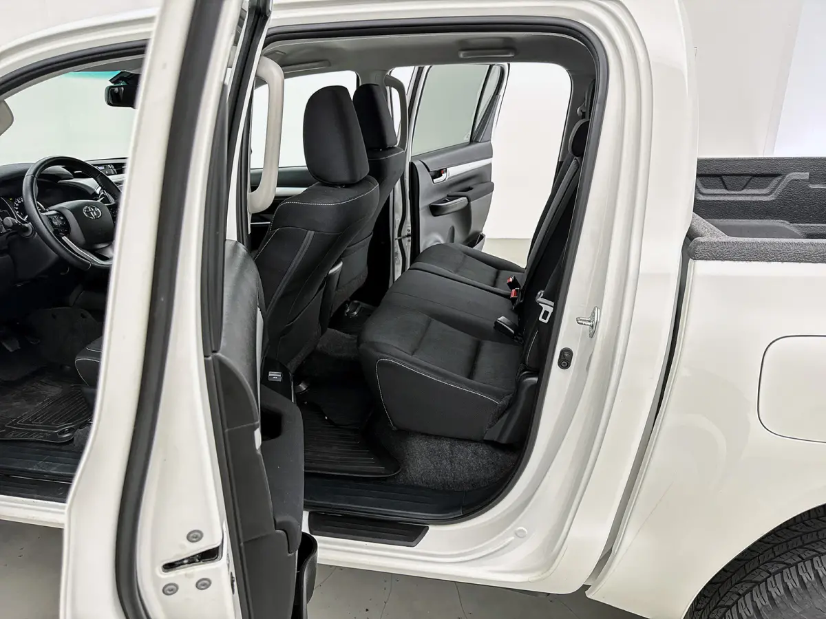 2.8 D-4D Double Cab Professional 4x4 Navigatie Bpm-vrij Led Cruise control Camera
