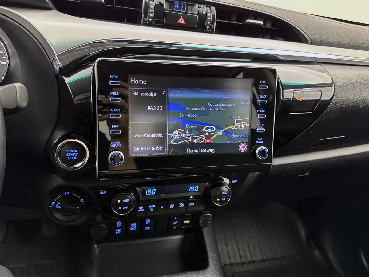 2.8 D-4D Double Cab Professional 4x4 Navigatie Bpm-vrij Led Cruise control Camera