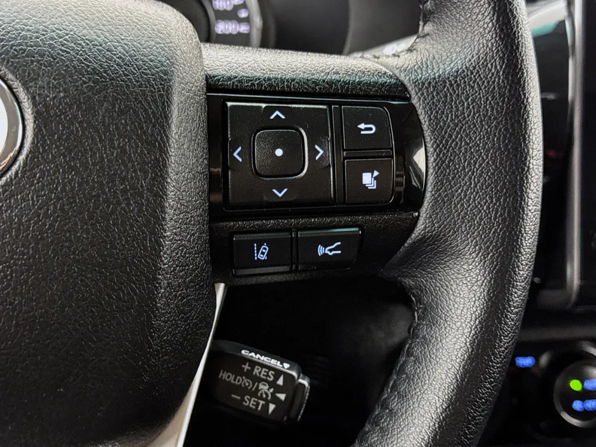 2.8 D-4D Double Cab Professional 4x4 Navigatie Bpm-vrij Led Cruise control Camera
