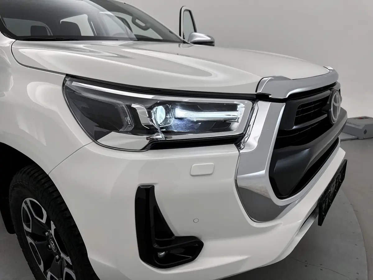 2.8 D-4D Double Cab Professional 4x4 Navigatie Bpm-vrij Led Cruise control Camera