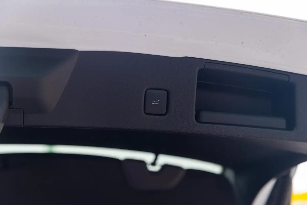 2.5 PHEV ST-Line X PANO TREKHAAK ADAPTIVE CRUISE CAMERA STUURVERWARMING