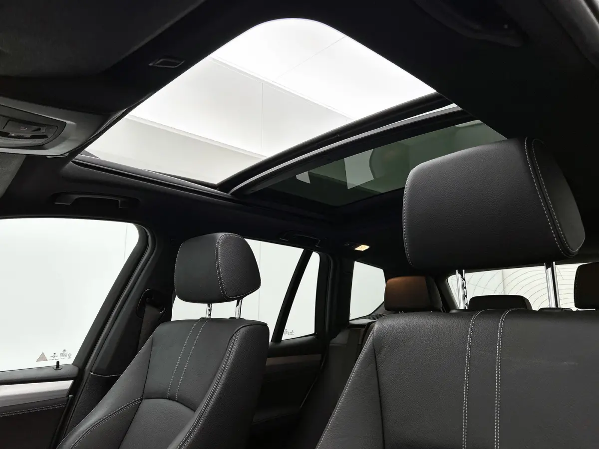 SDrive20i Centennial High Executive M-SPORT VOL!! | 185PK | NL-AUTO | PANO | HEAD-UP | GOED ONDERH | STOELVERW | 360CAM |
