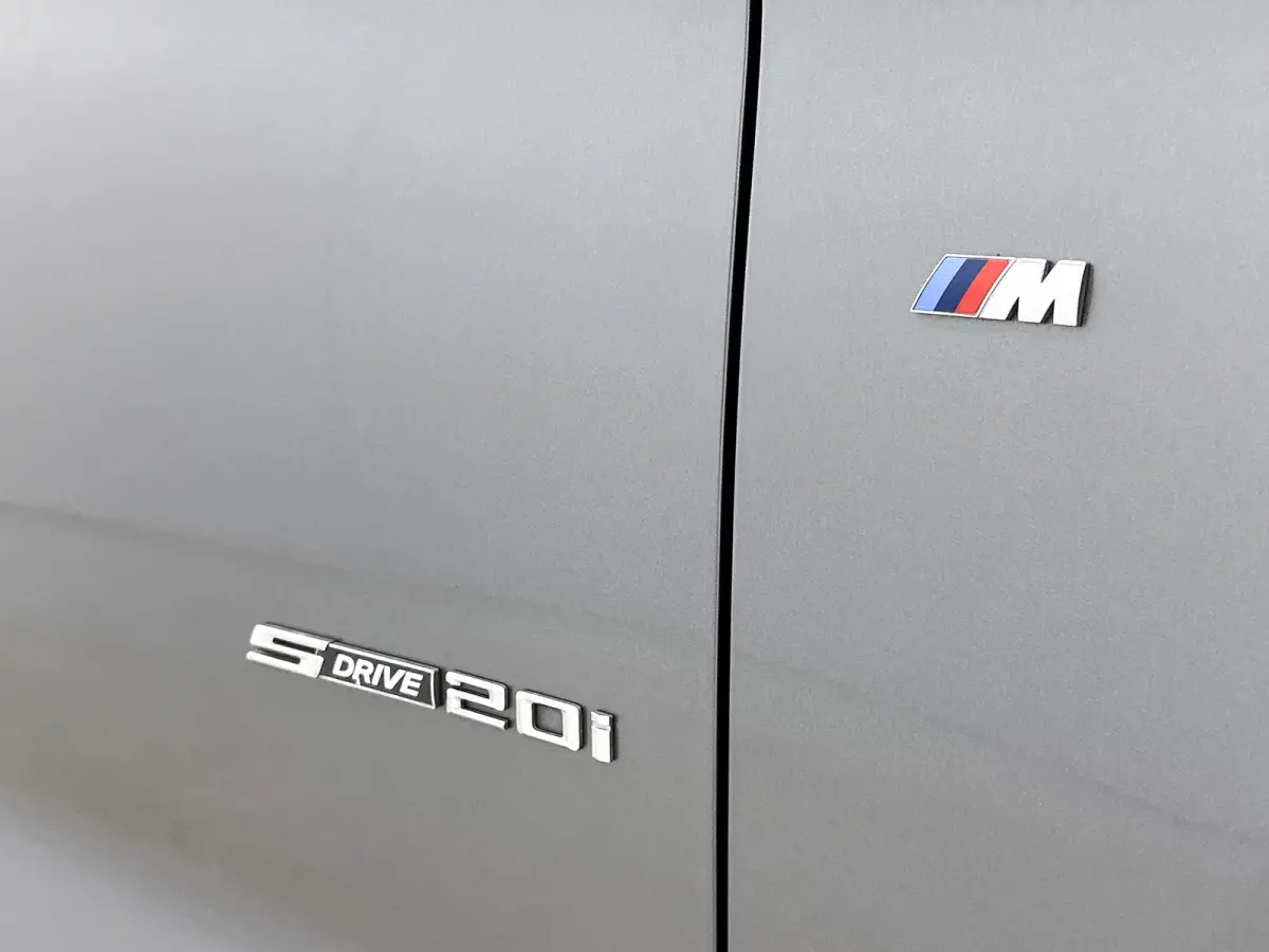 SDrive20i Centennial High Executive M-SPORT VOL!! | 185PK | NL-AUTO | PANO | HEAD-UP | GOED ONDERH | STOELVERW | 360CAM |