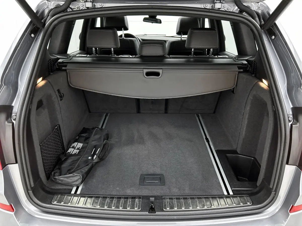 SDrive20i Centennial High Executive M-SPORT VOL!! | 185PK | NL-AUTO | PANO | HEAD-UP | GOED ONDERH | STOELVERW | 360CAM |