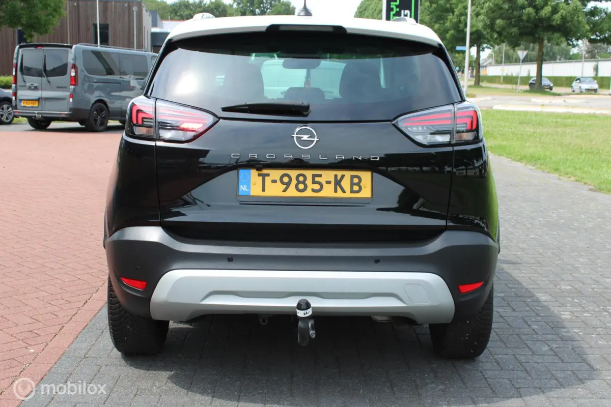 1.2 Turbo GS Line 130 PK, Automaat, Trekhaak, Pano, Camera, Full Led, Pdc voor + achter, stoel verwarming, Comfort stoelen, App connect, Clima, Navi, Donkerglas, 16 inch Lmv.