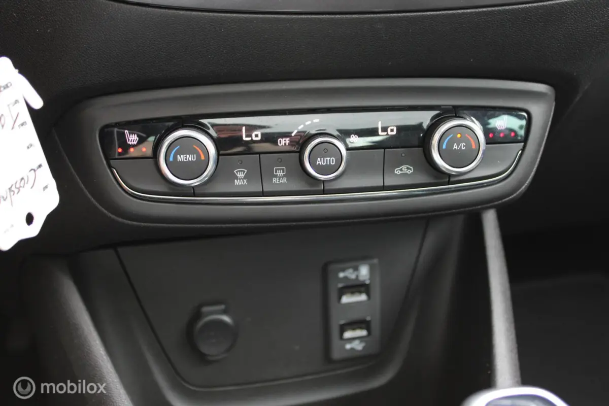 1.2 Turbo GS Line 130 PK, Automaat, Trekhaak, Pano, Camera, Full Led, Pdc voor + achter, stoel verwarming, Comfort stoelen, App connect, Clima, Navi, Donkerglas, 16 inch Lmv.