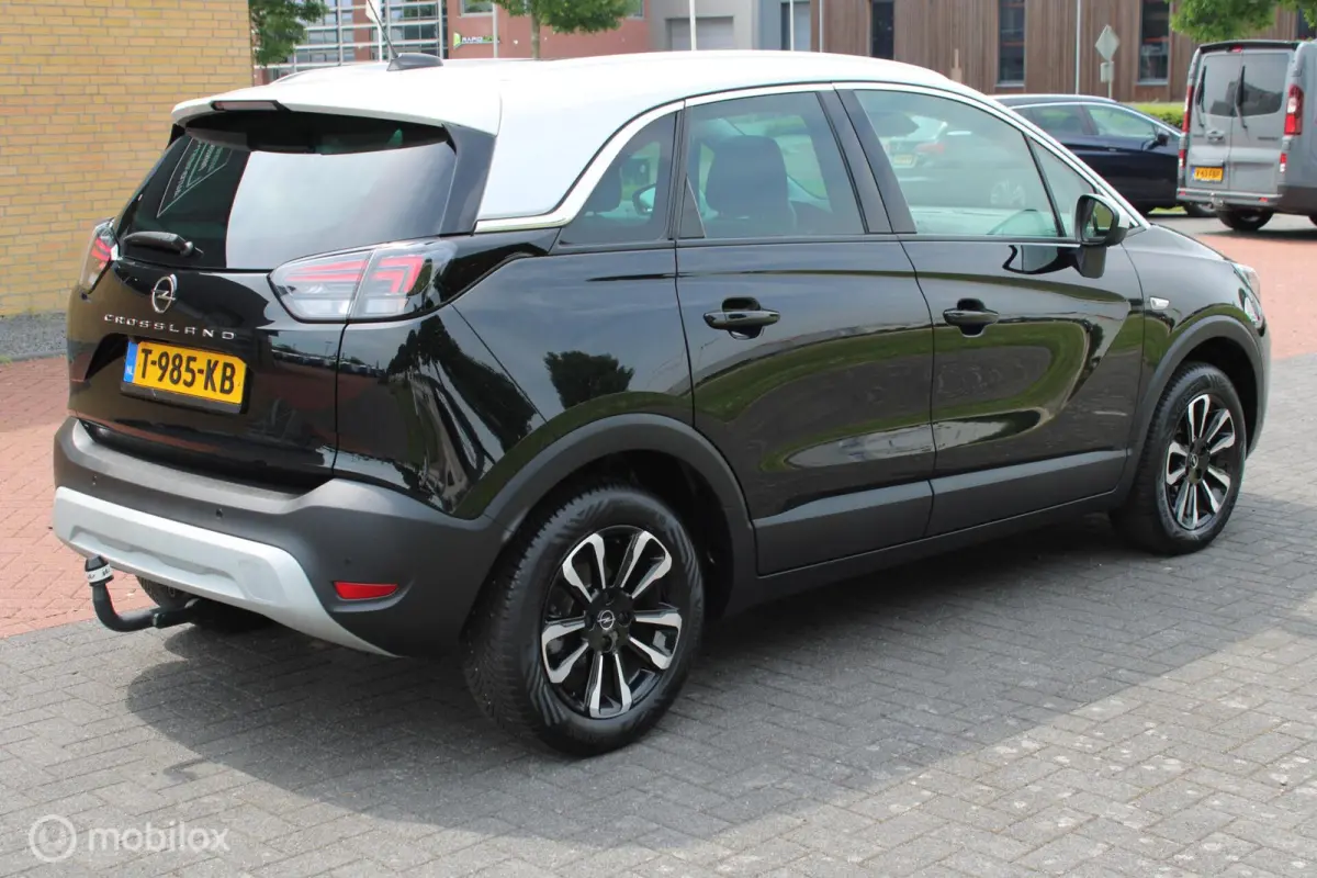 1.2 Turbo GS Line 130 PK, Automaat, Trekhaak, Pano, Camera, Full Led, Pdc voor + achter, stoel verwarming, Comfort stoelen, App connect, Clima, Navi, Donkerglas, 16 inch Lmv.