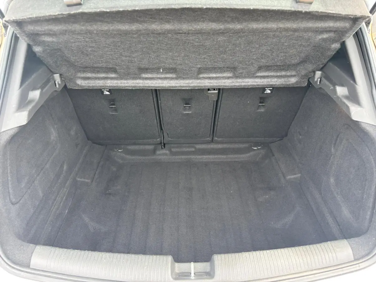 1.4 Turbo AUTOMAAT 120 Jaar Edition | AppleCarPlay/ AndroidAuto | Climate Control | Comfortstoelen |