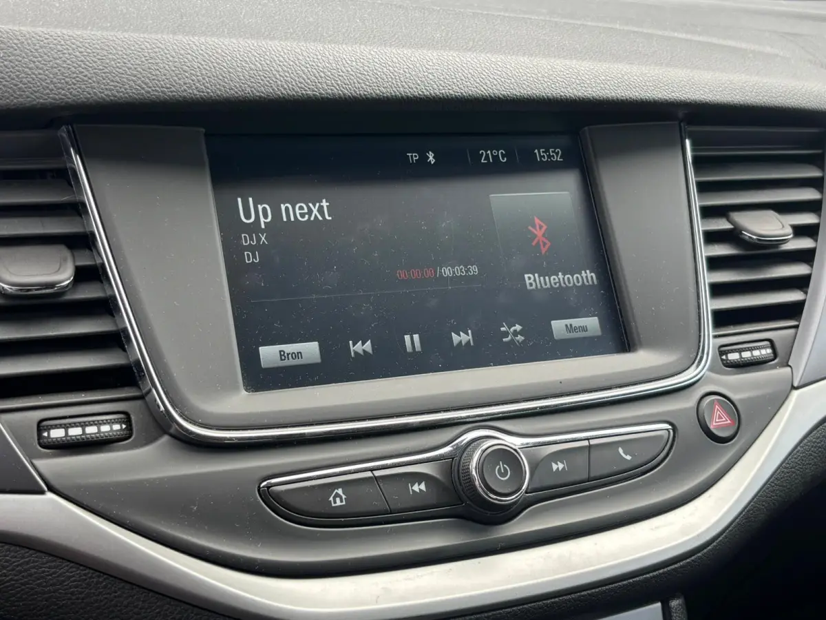 1.4 Turbo AUTOMAAT 120 Jaar Edition | AppleCarPlay/ AndroidAuto | Climate Control | Comfortstoelen |