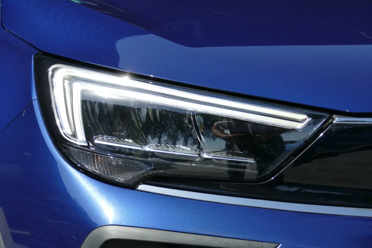 1.2 TURBO 110PK EDITION / CAMERA / AFN.TREKHAAK / LED / DAB / NAVI / AIRCO / PDC / BLUETOOTH / CRUISECONTROL / 2E EIGENAAR / SCHITTERENDE STAAT !!